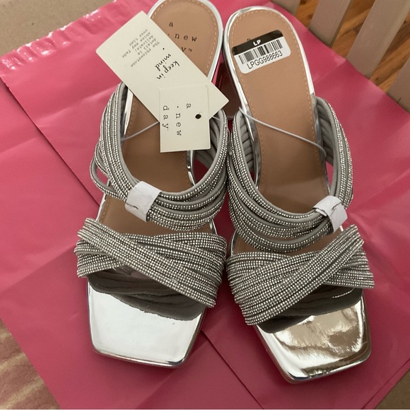 A New Day Women's Tammy Rhinestone Heels in silver with a block heel NWT - Picture 4 of 7